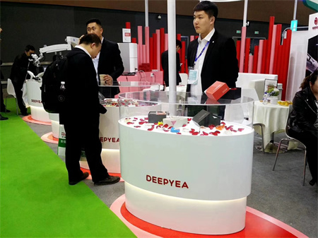 第十七屆長沙醫(yī)學(xué)會展臺設(shè)計